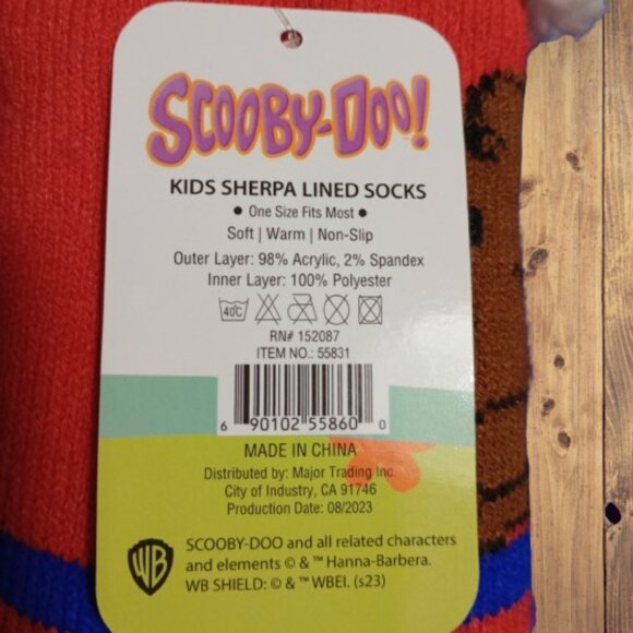 NWT Scooby-Doo! Kids Sherpa Lined Cushioned, Non-Slip Socks One-Size Fits Most - Picture 3 of 5